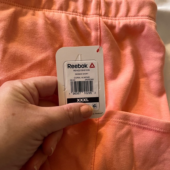 Xxxl Womans Shorts! Reebock New Peach Relaxed Shorts. Tags attached - Picture 4 of 9
